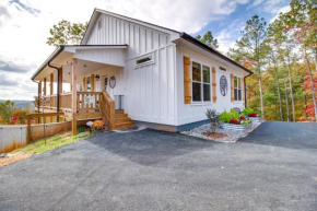 Mtn-View Cottage with Hot Tub 11 Mi to Dtwn Ellijay